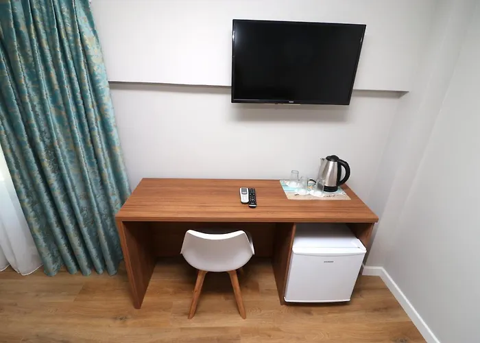 Elarad Pensionat Vlorë